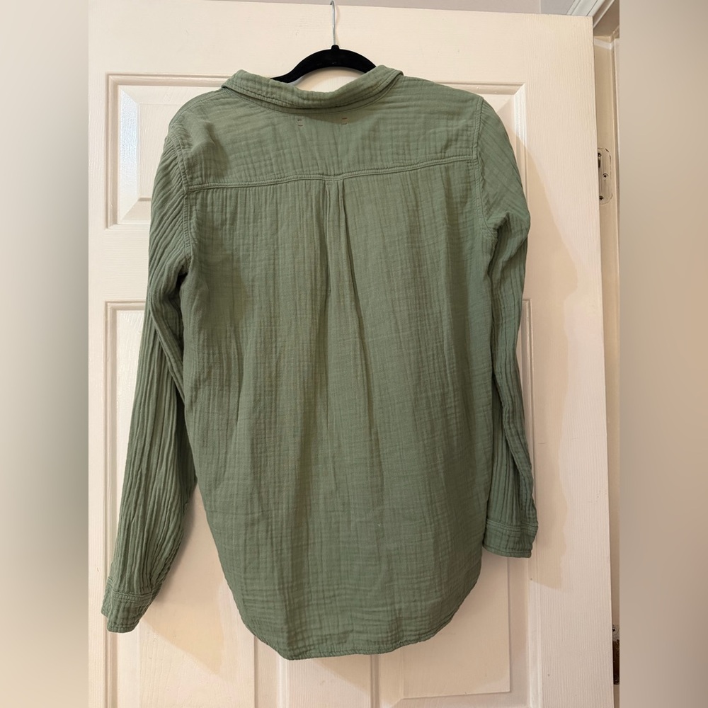 Xirena Scout Gauze Green Long sleeve shirt - Picture 5 of 5
